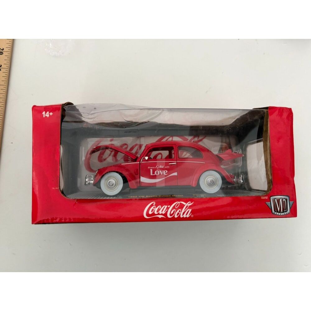 M2 Machines 1952 VW beetle deluxe model coca cola 1:24 diecast coca cola